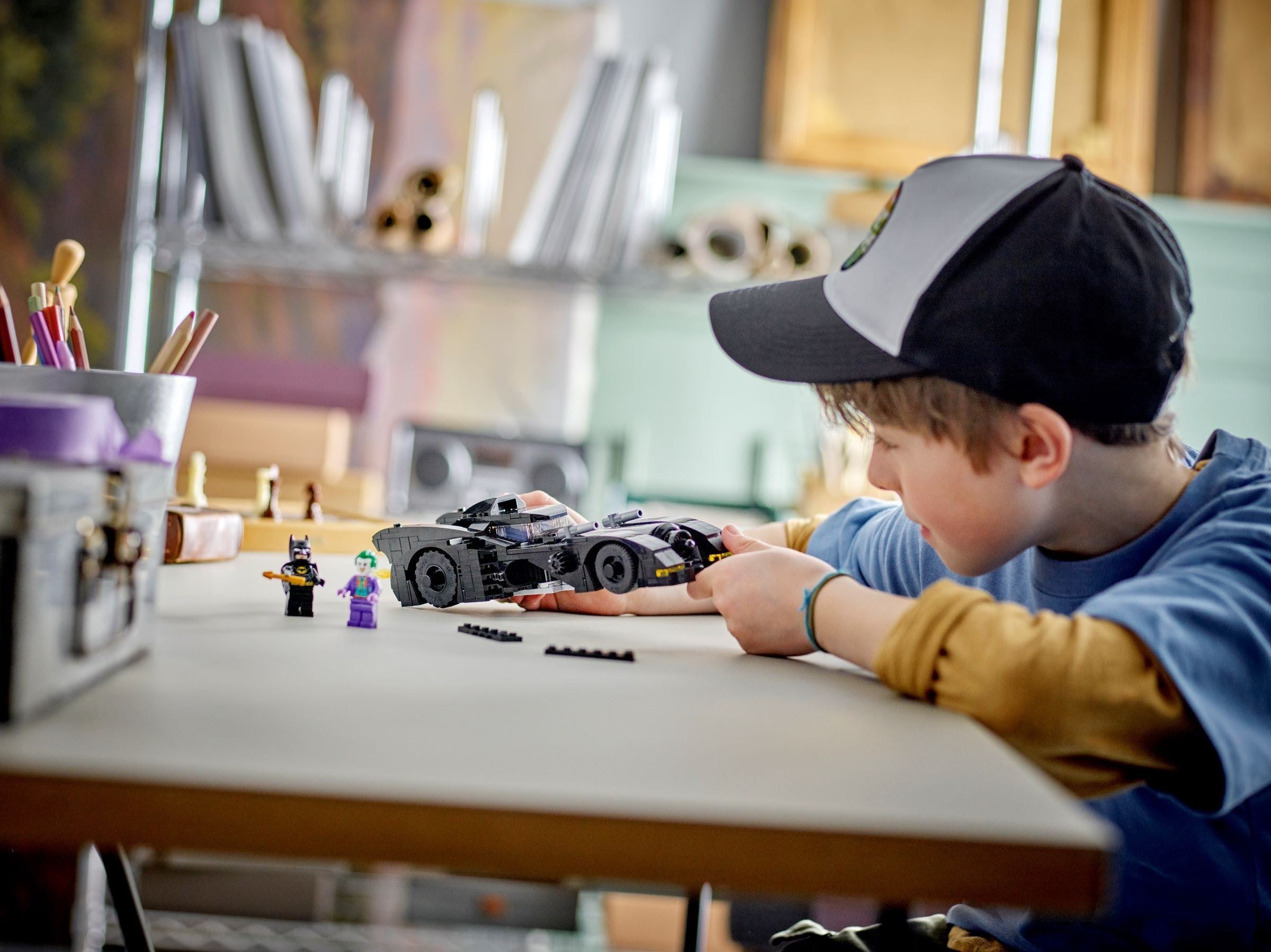 LEGO 76224 Batmobile: Batman vs. The Joker Chase