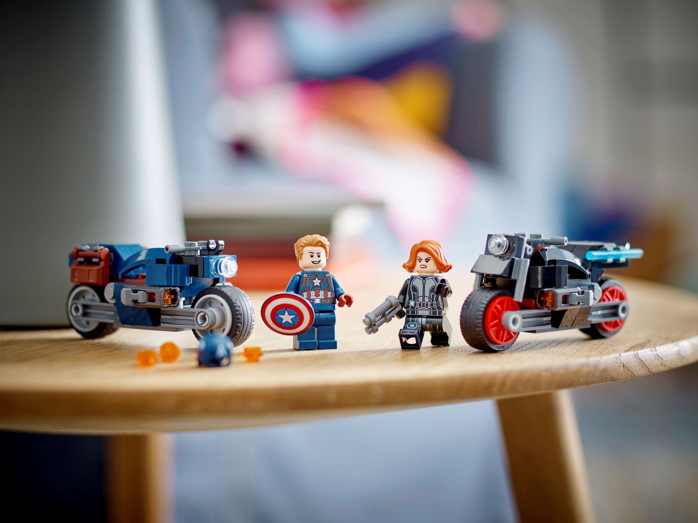 LEGO 76260 Black Widow & Captain America Motorcycles