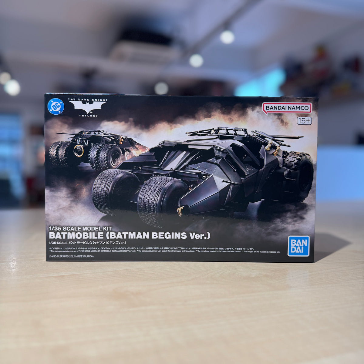 BANDAI Kit de modelo DC COMICS - Batman 1/35 Batmobile - Kit de modelo, 202332