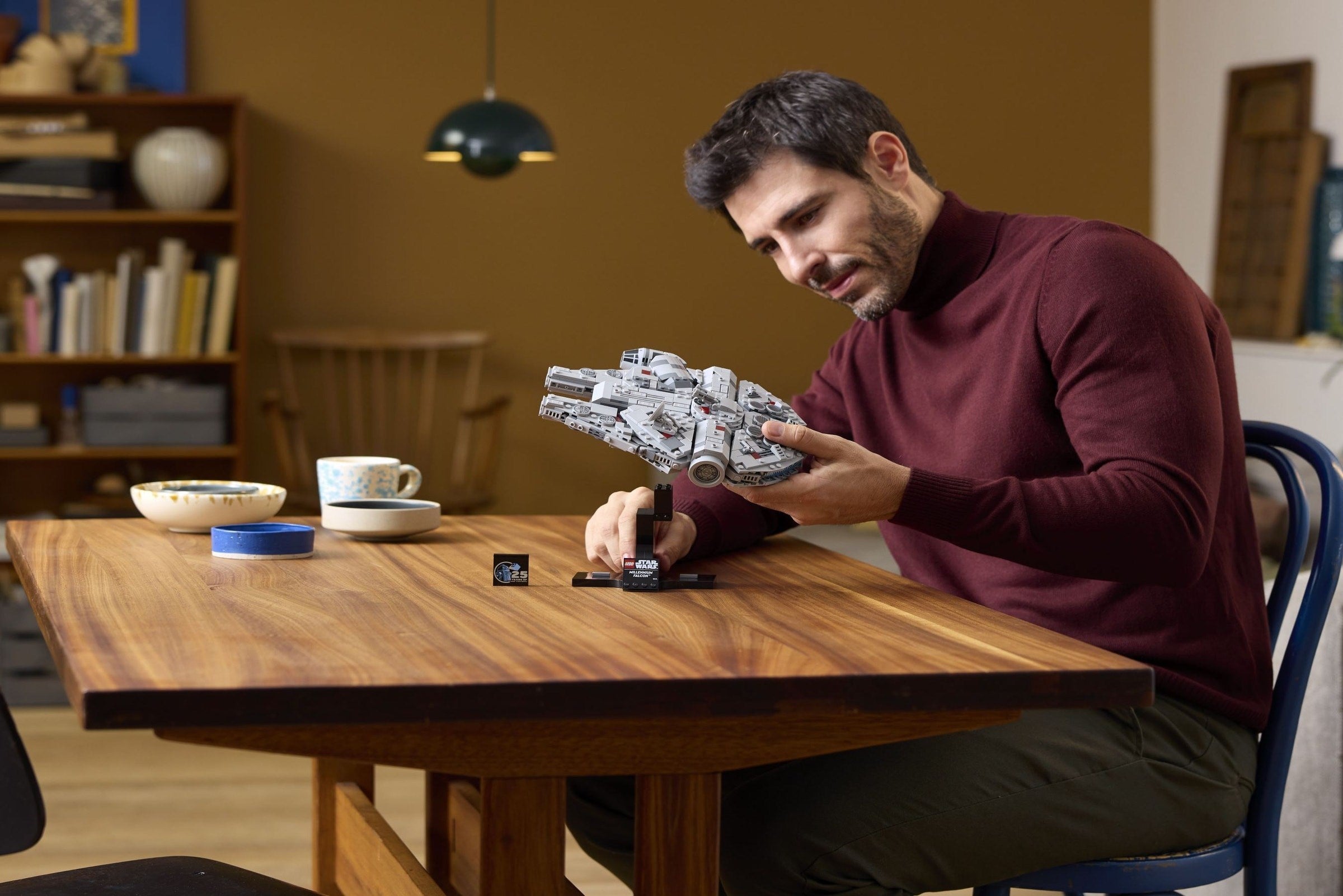 LEGO 75375 Millennium Falcon