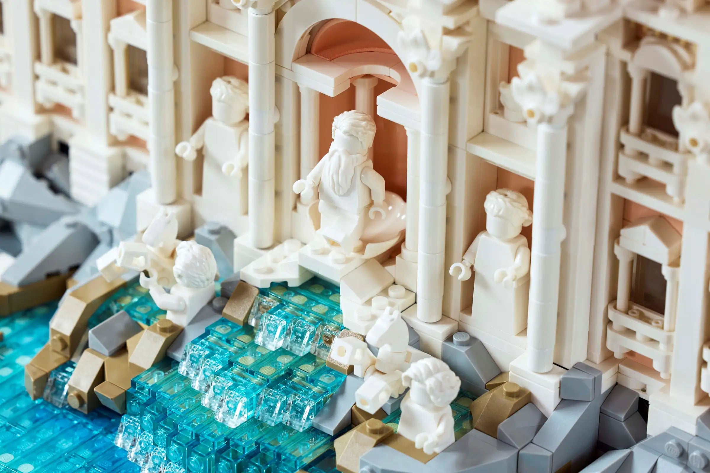 LEGO 21062 Trevi Fountain