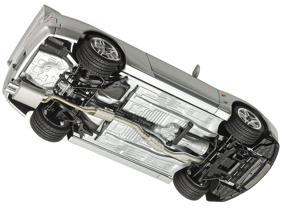 Tamiya 1/24 Nissan Skyline GT-R V Spec (R33) (24145)