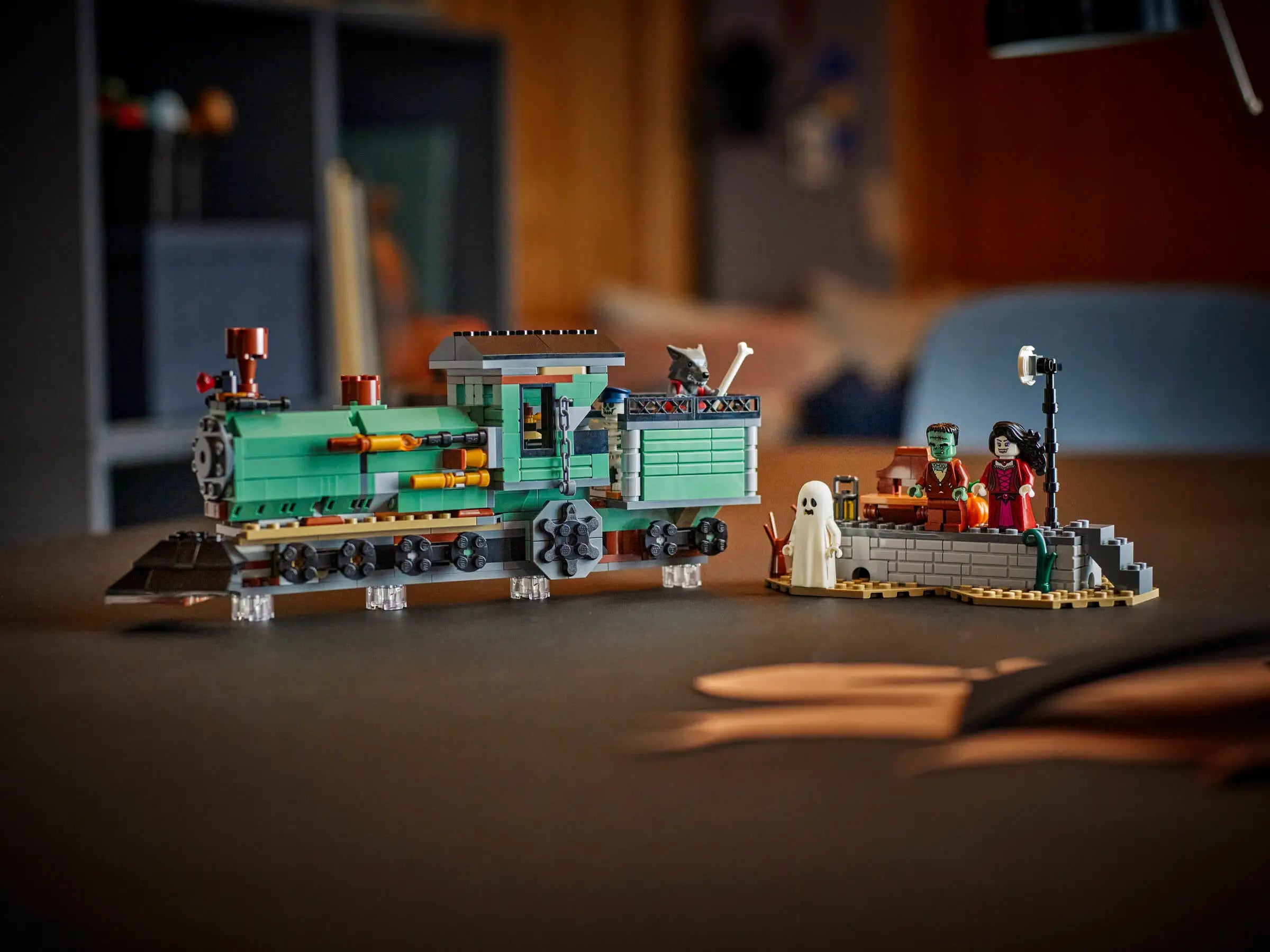 LEGO 31167 Haunted Mansion - train set with characters on a table