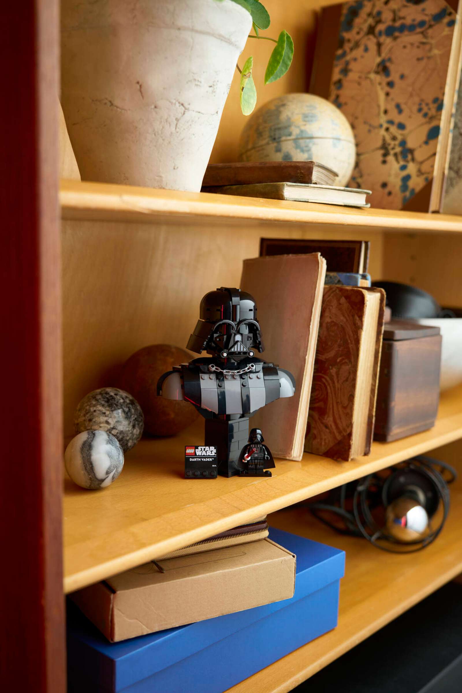 LEGO 75439 Darth Vader Bust
