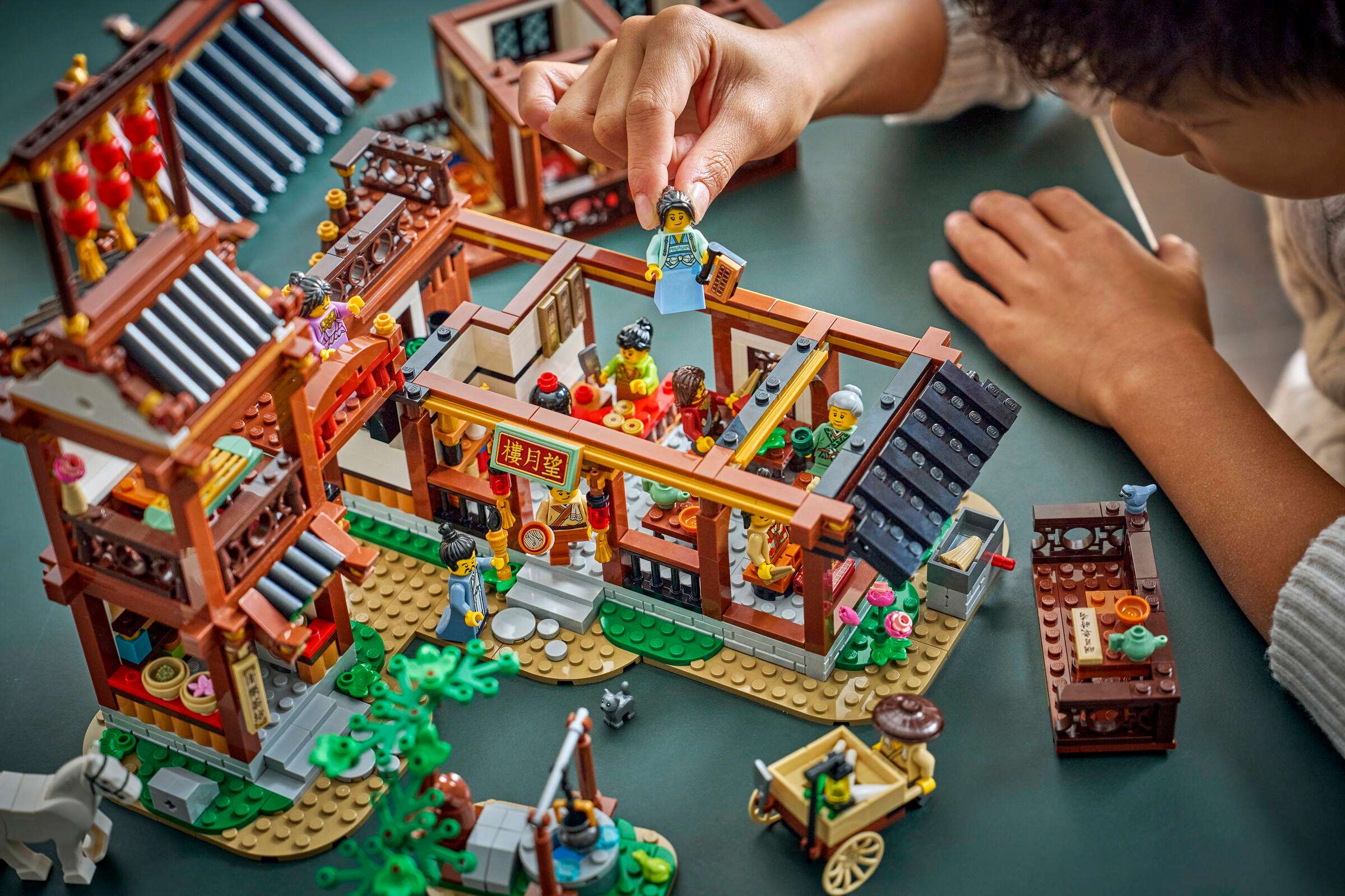 LEGO 80121 Ancient Moon-Gazing Inn