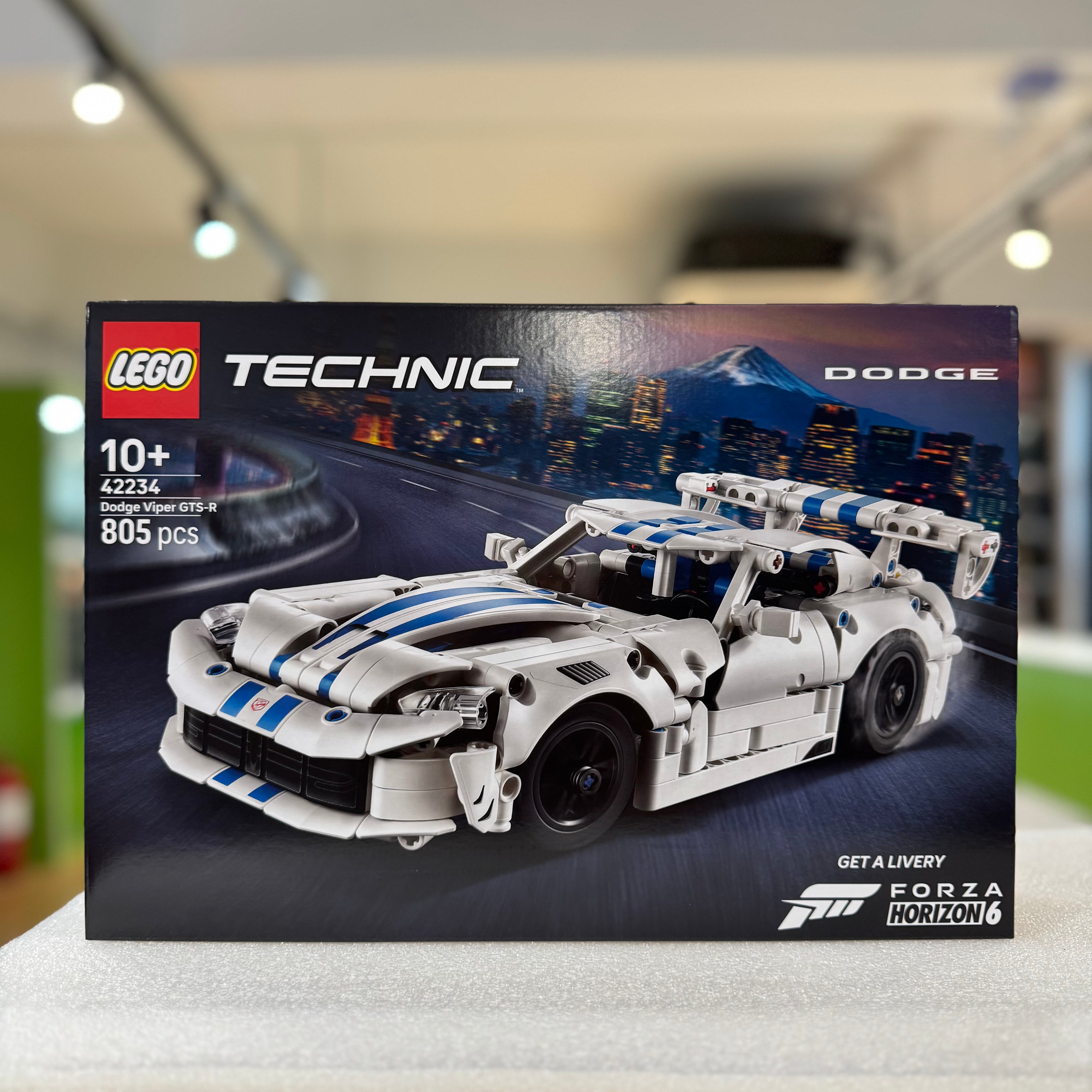 LEGO Technic 42234 Dodge Viper GTS-R Sports Car