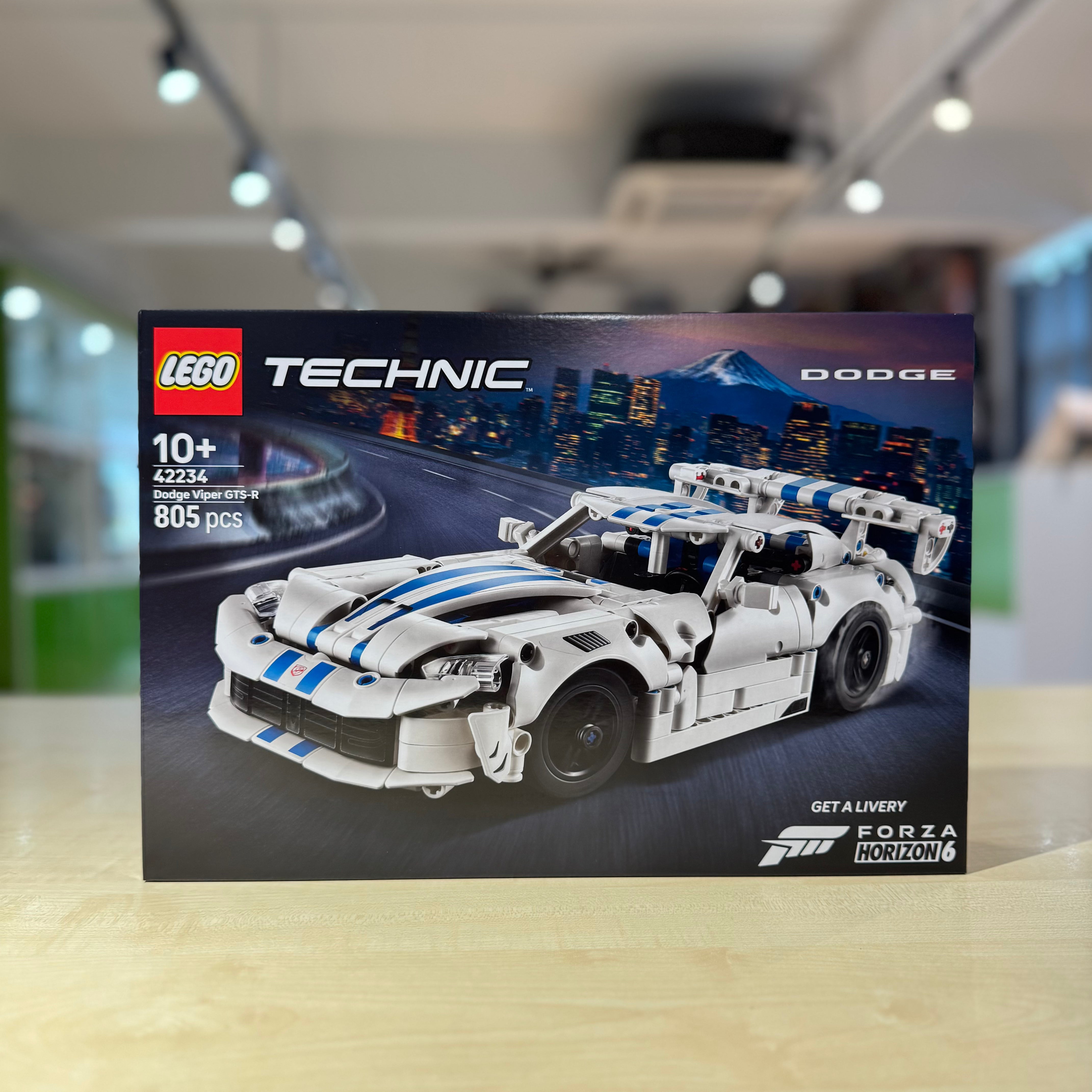 LEGO Technic 42234 Dodge Viper GTS-R Sports Car