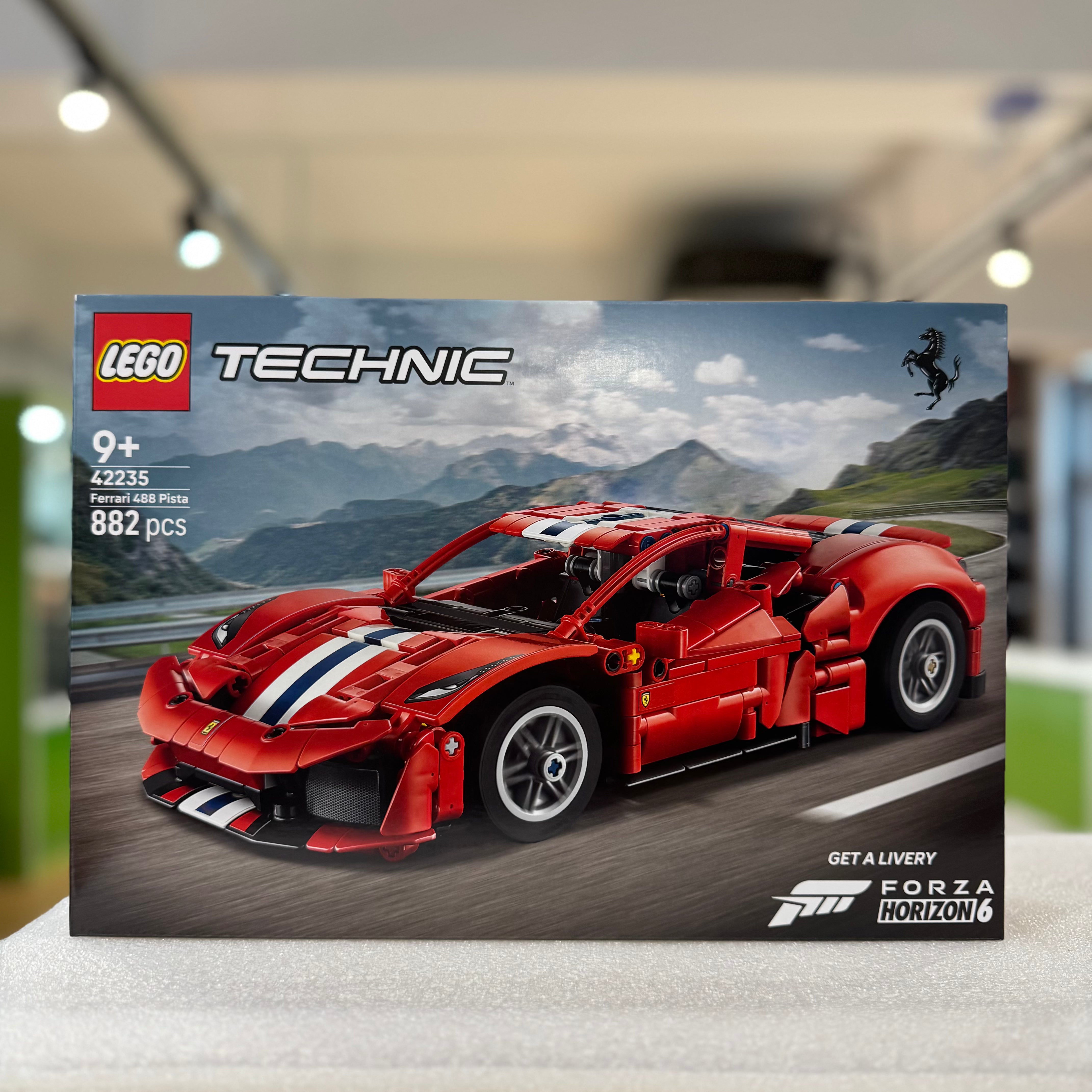 LEGO Technic 42235 Ferrari 488 Pista Car