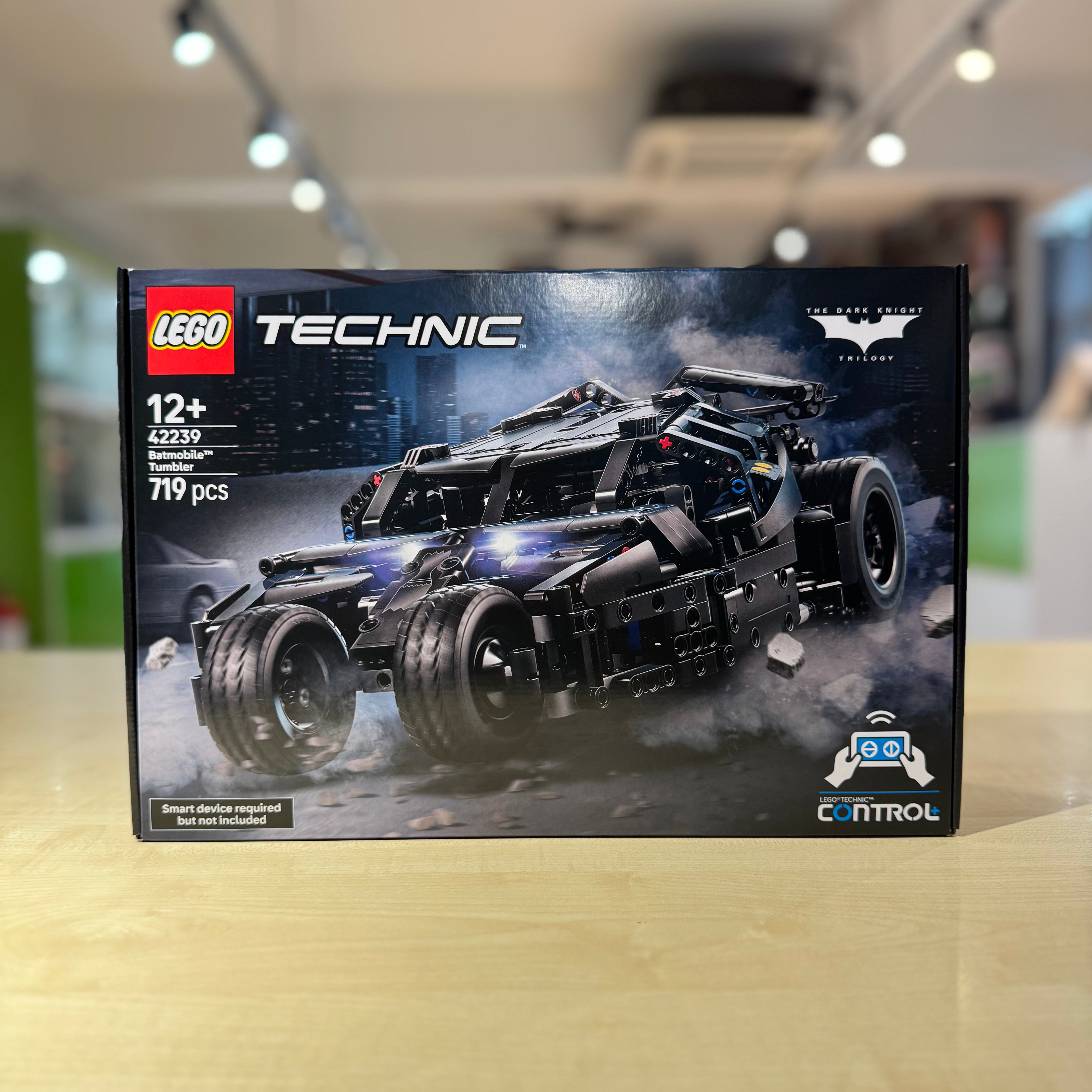 LEGO Technic 42239 Batmobile™ Tumbler
