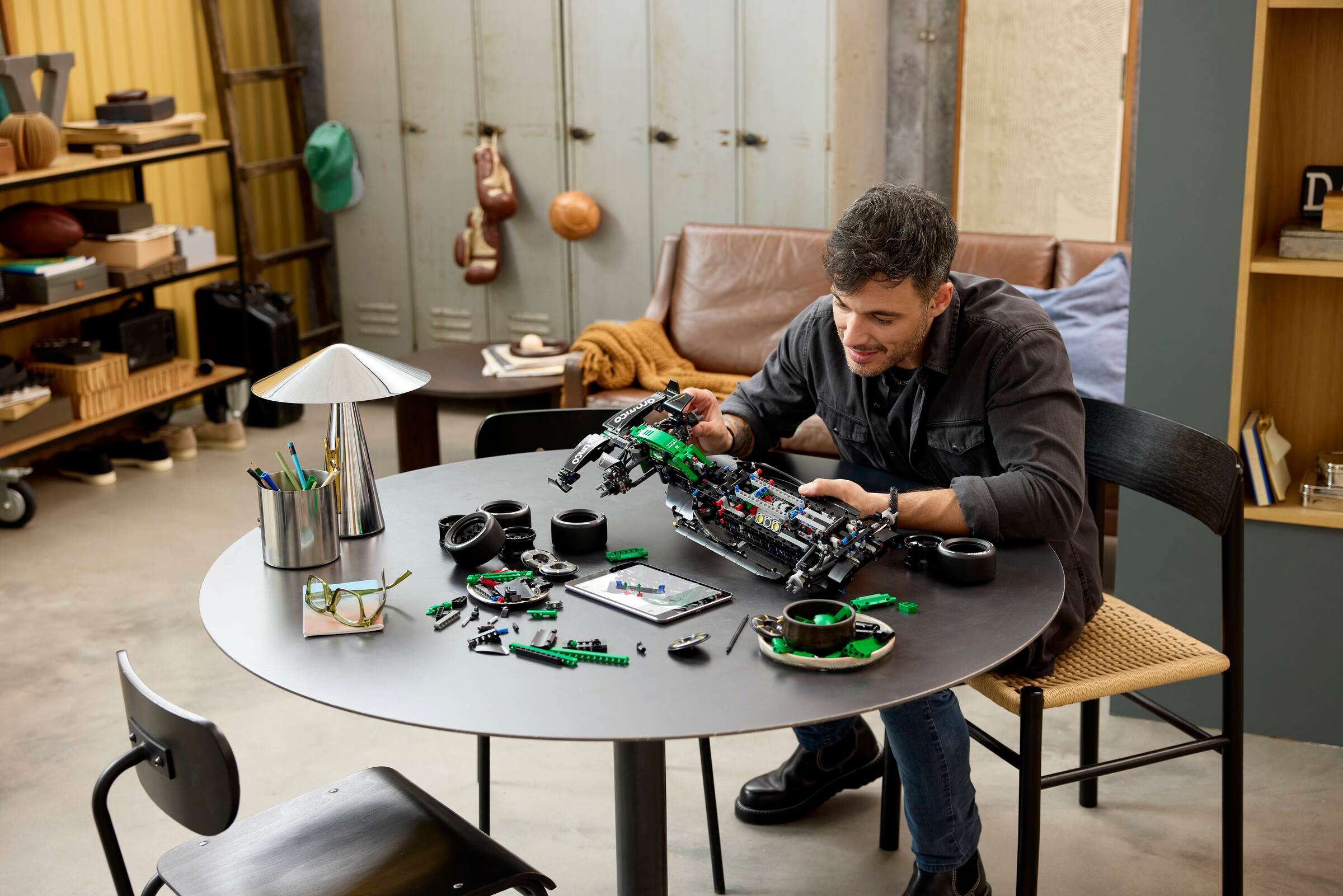 LEGO Technic 42240 Aston Martin Aramco AMR25 F1 Car