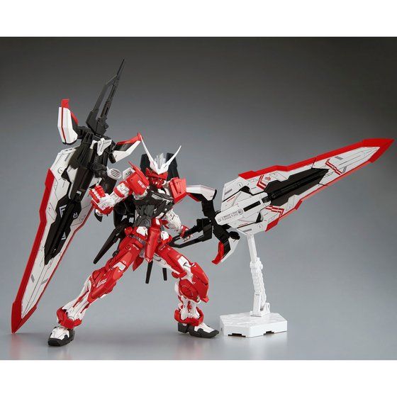 MG 1/100 MBF-02VV Gundam Astray Turn Red