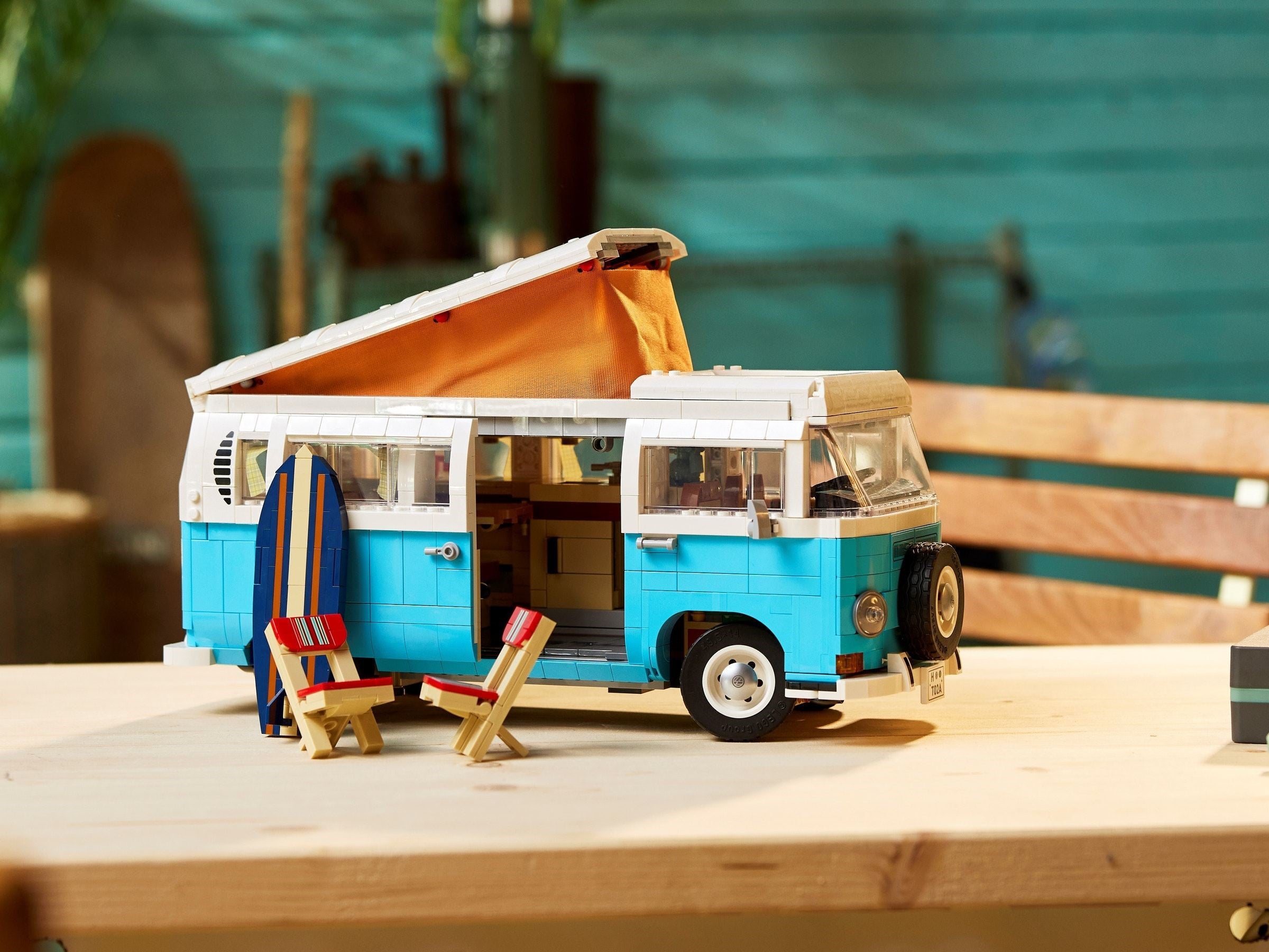 LEGO 10279 Volkswagen T2 Camper Van