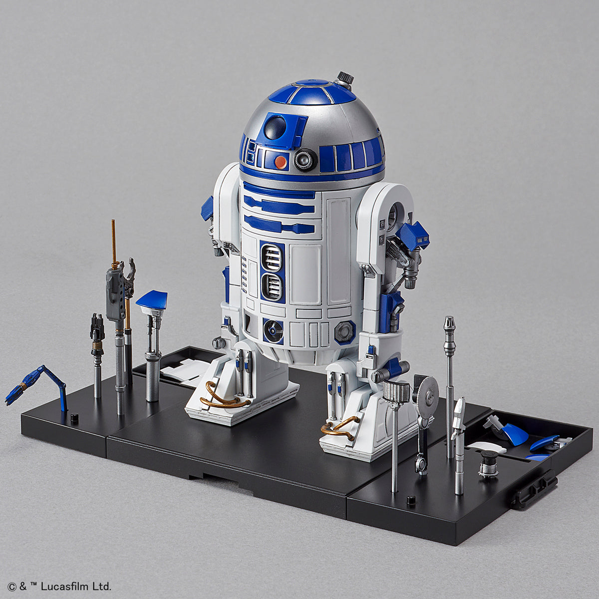Bandai Star Wars Model Kit - 1/12 R2-D2 (Rocket Booster Ver)