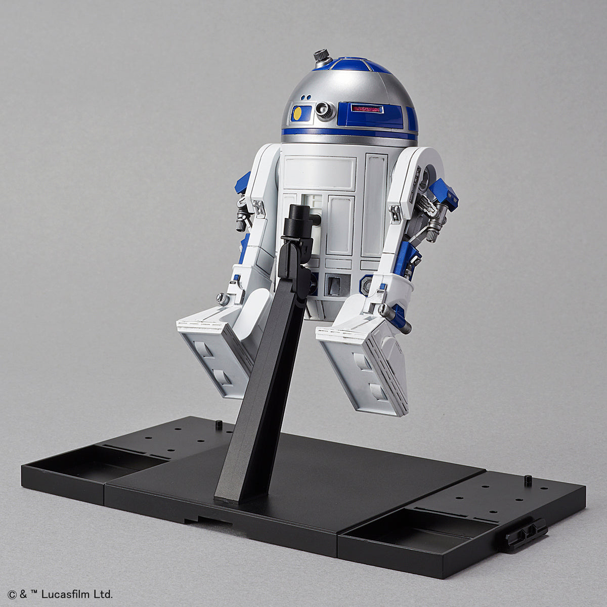 Bandai Star Wars Model Kit - 1/12 R2-D2 (Rocket Booster Ver)