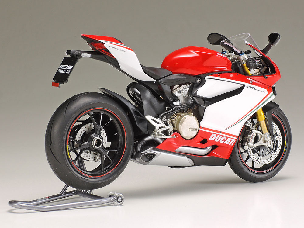Tamiya 1/12 Ducati 1199 Panigale S Tricolore (14132)