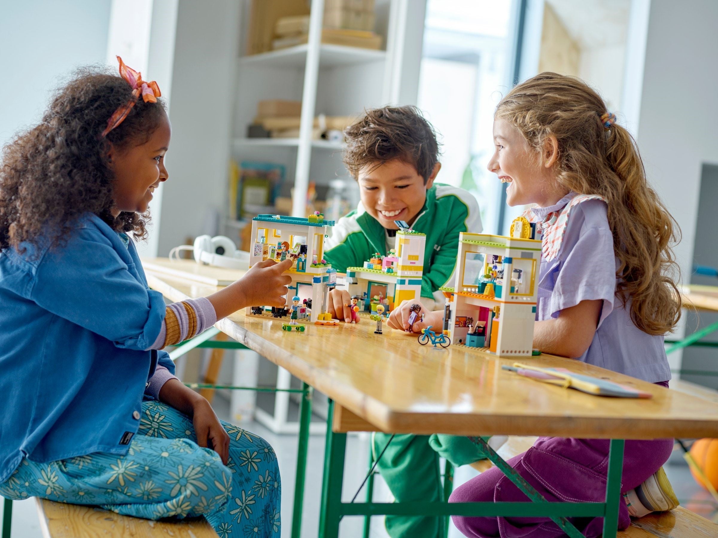 LEGO 41731 Heartlake International School