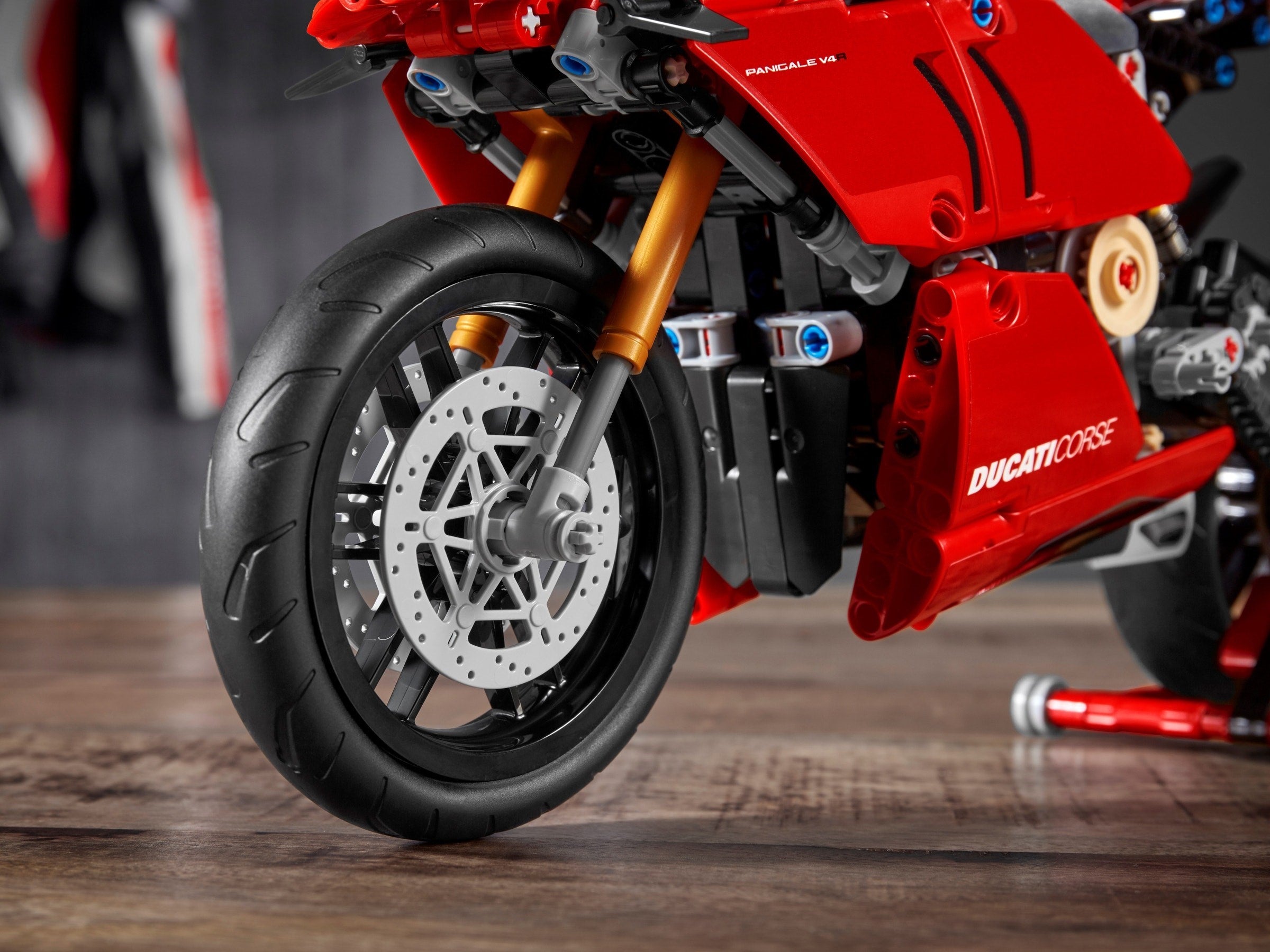 LEGO 42107 Ducati Panigale V4 R