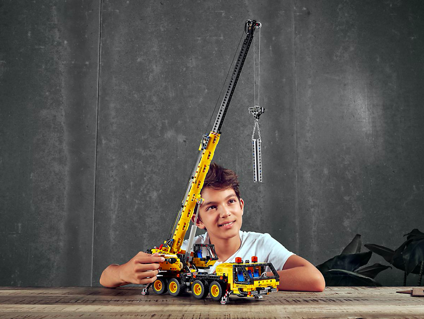 LEGO 42108 Mobile Crane