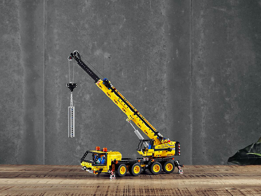 LEGO 42108 Mobile Crane
