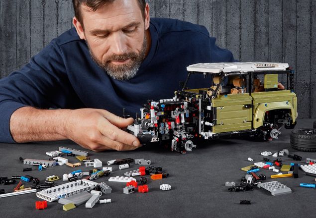 LEGO 42110 Land Rover Defender