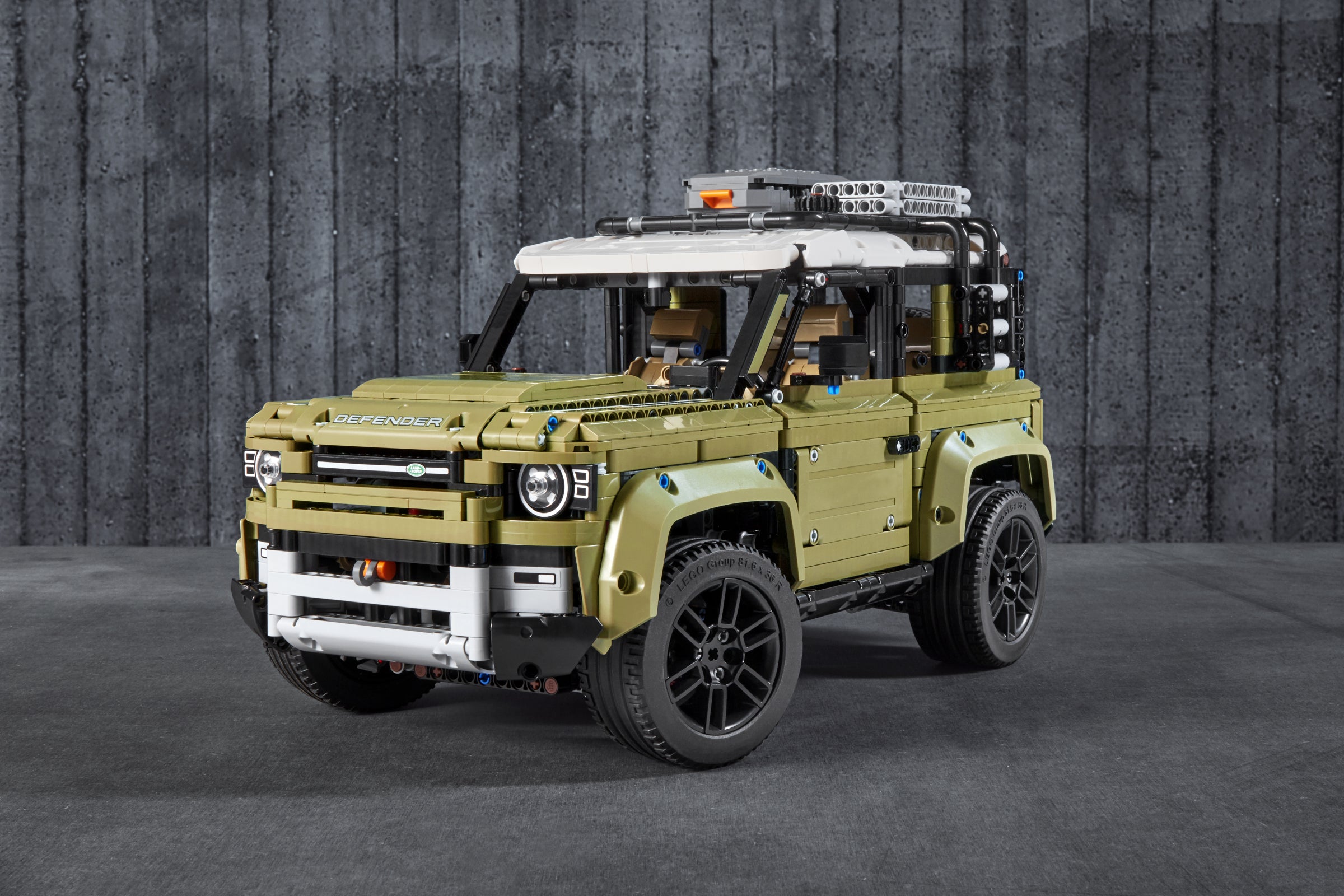 LEGO 42110 Land Rover Defender