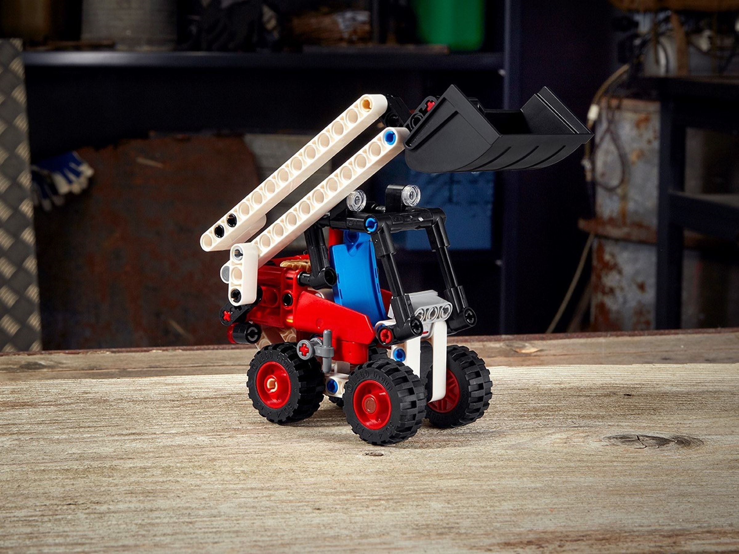 LEGO 42116 Skid Steer Loader