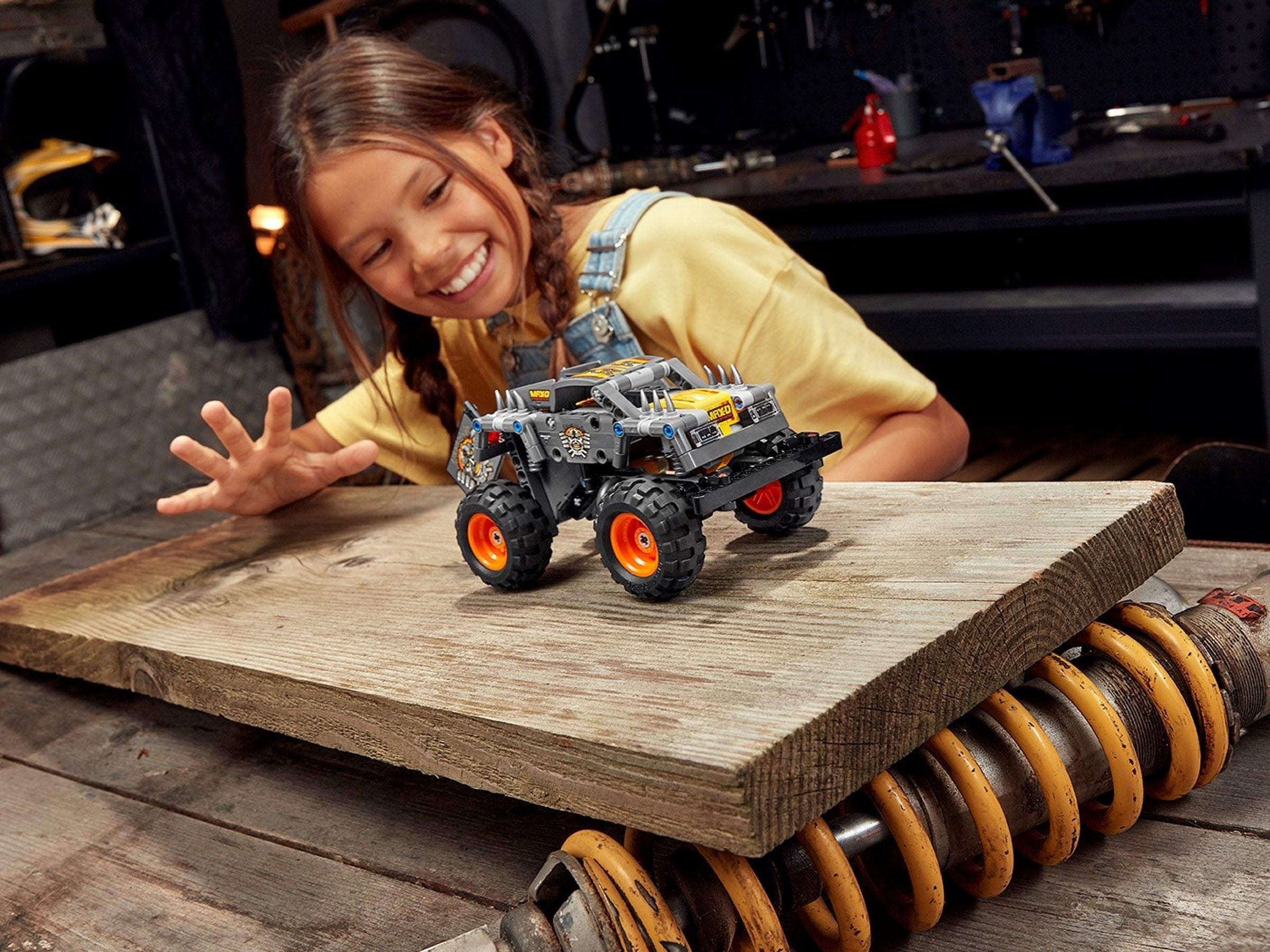 LEGO 42119 Monster Jam Max D