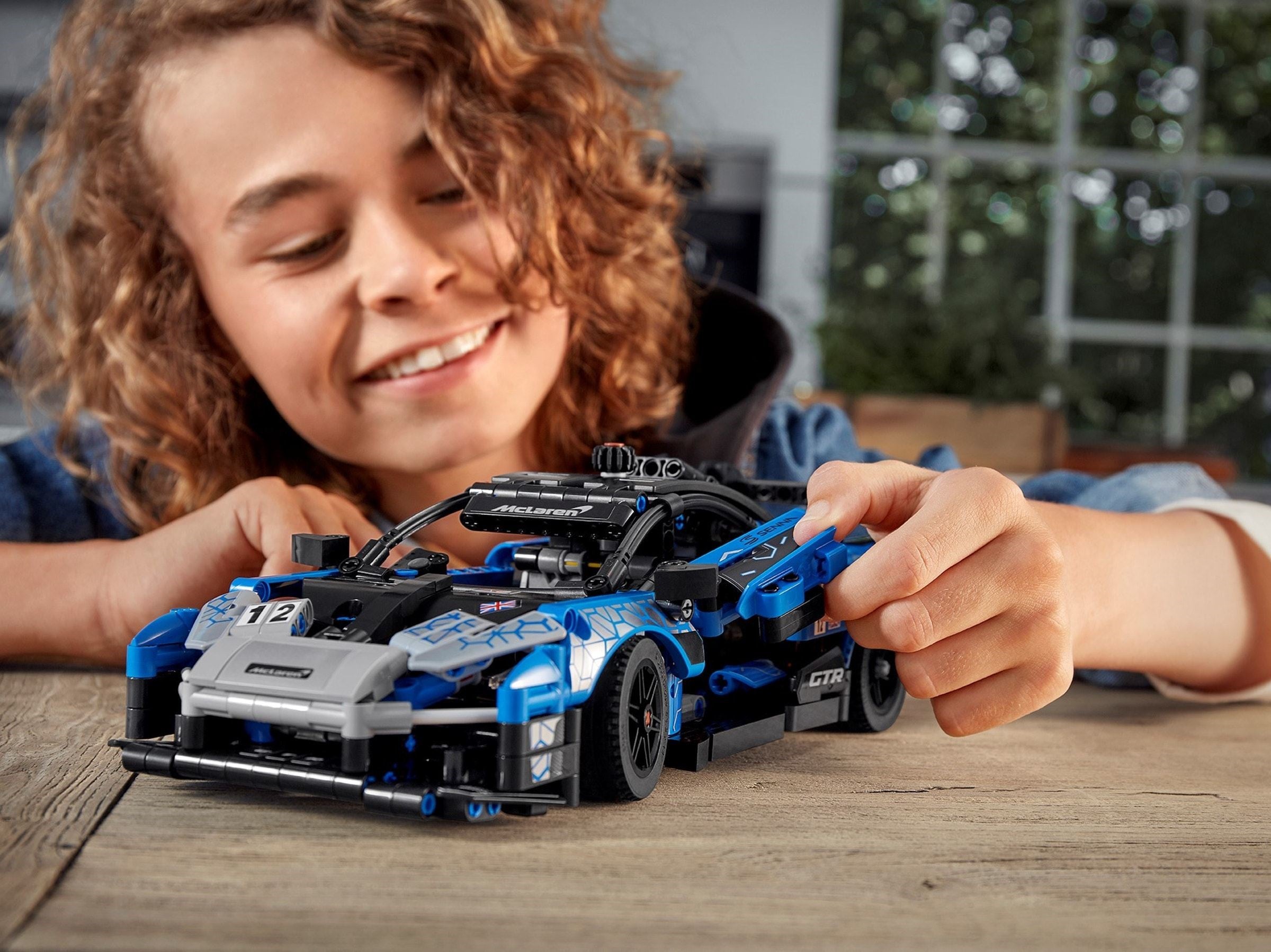 LEGO 42123 McLaren Senna GTR