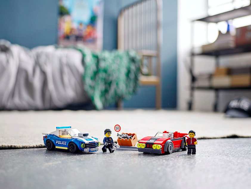 LEGO 60242 Police Highway Arrest
