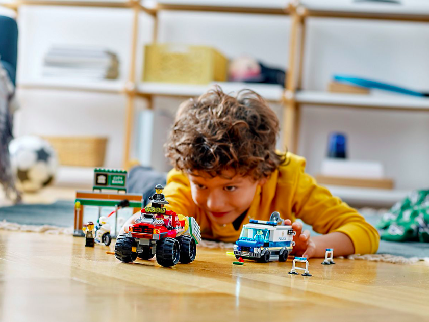 LEGO 60245 Police Monster Truck Heist