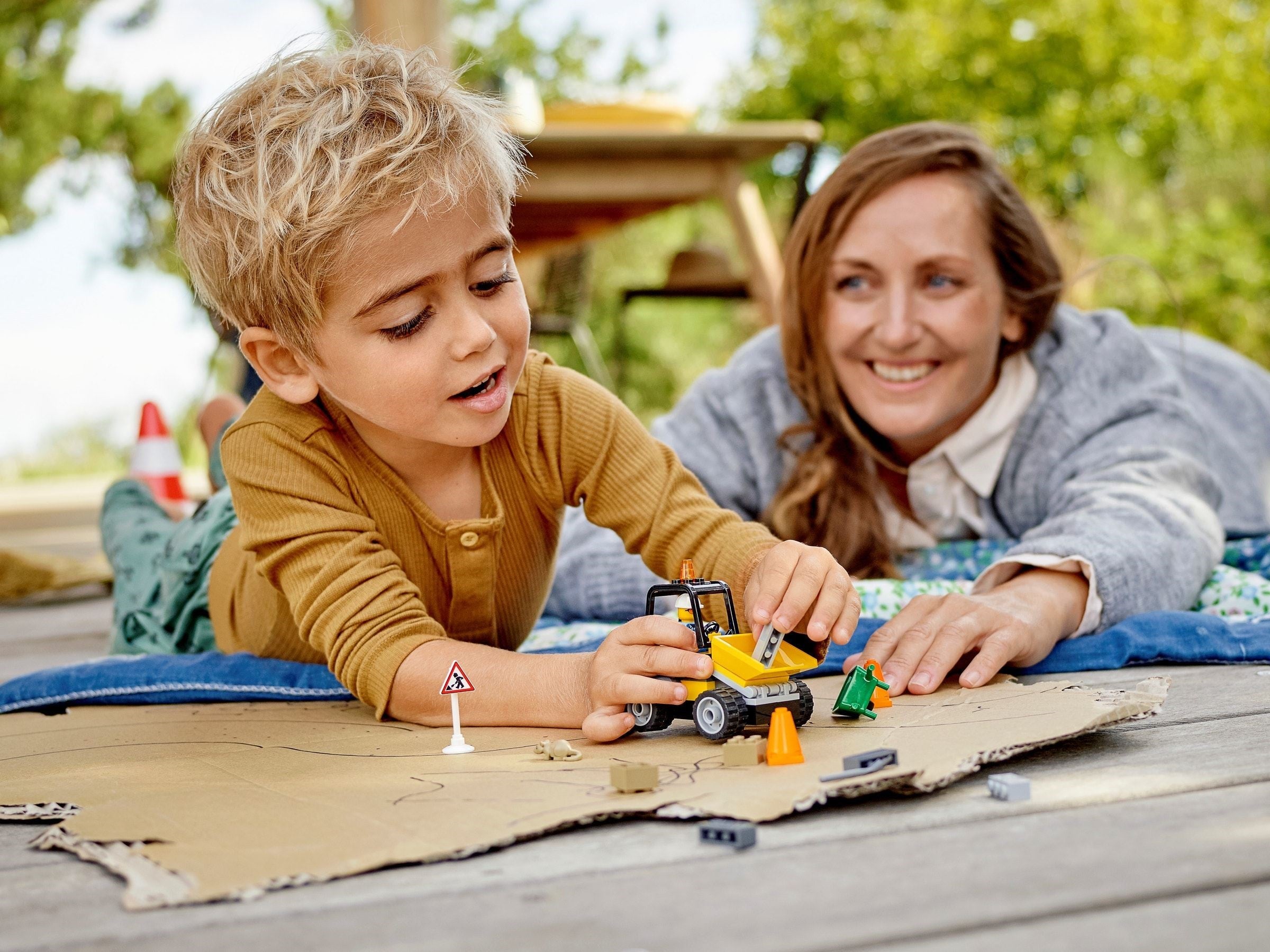 LEGO 60284 Roadwork Truck
