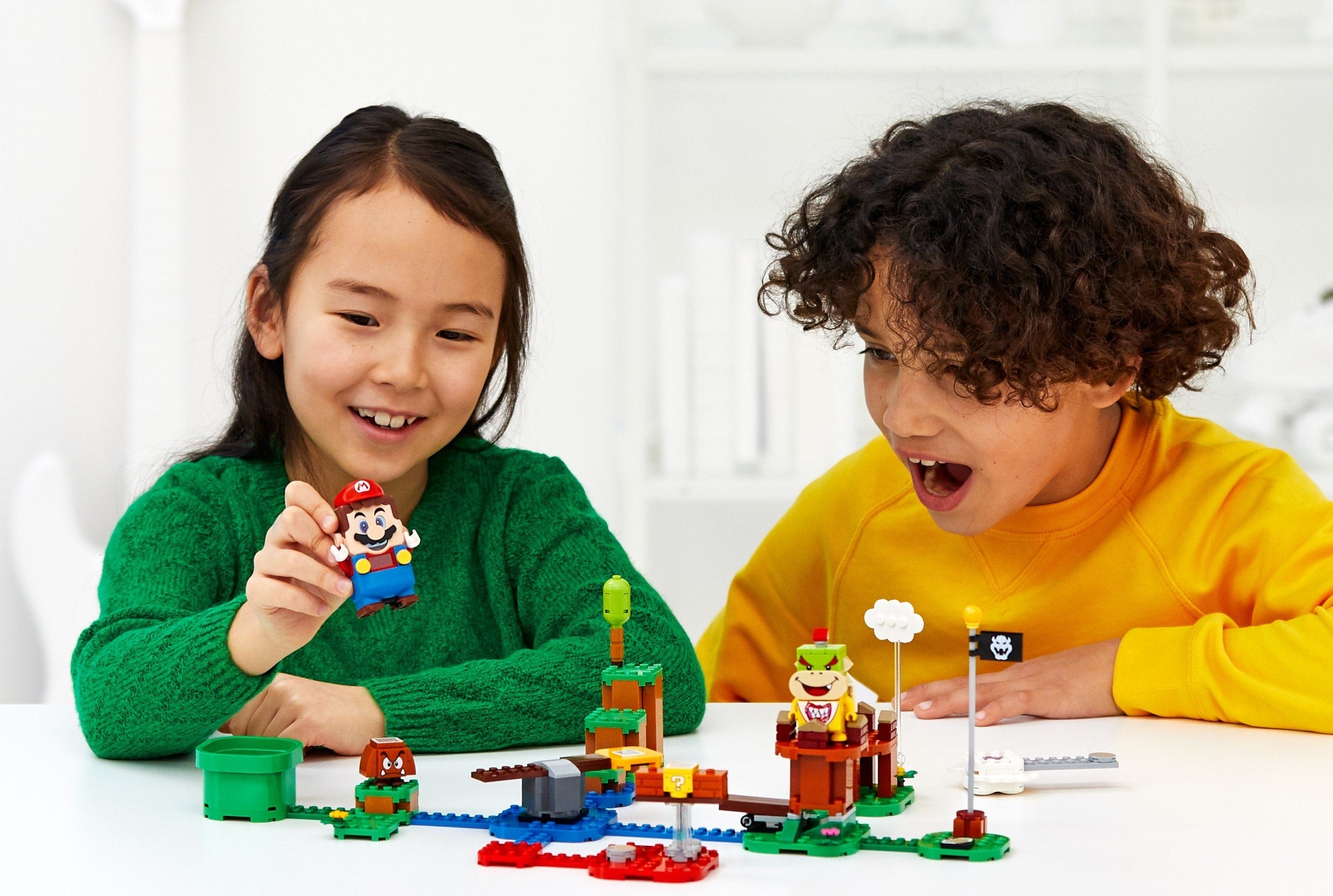 LEGO 71360 Adventures with Mario Starter Course