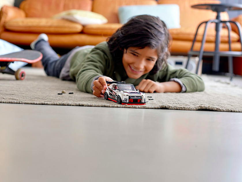 LEGO 76896 Nissan GT-R NISMO