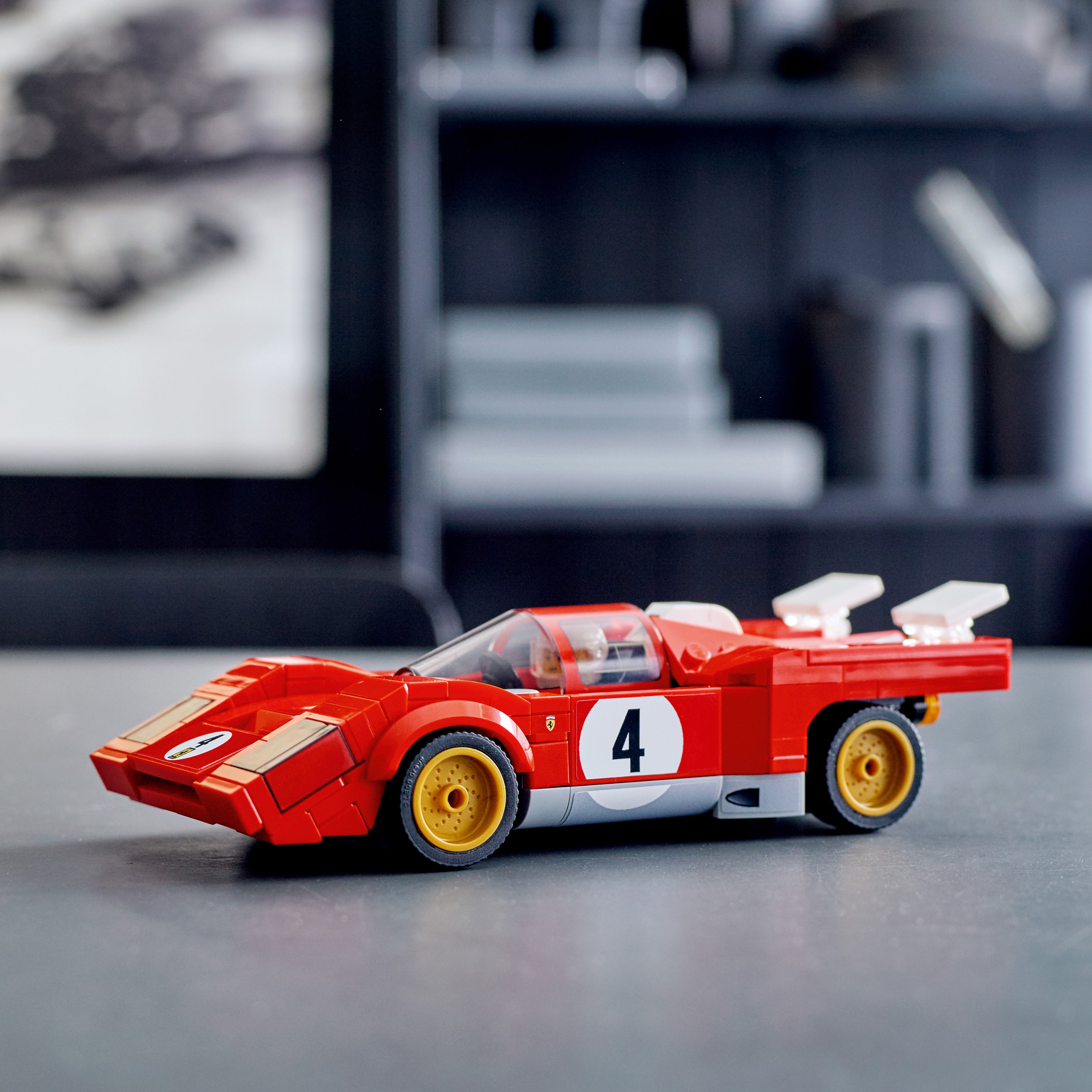 LEGO 76906 1970 Ferrari 512 M