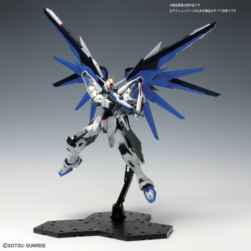Action Base 4 Black