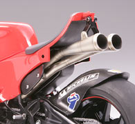 Tamiya 1/12 Ducati Desmodsedici (14101)
