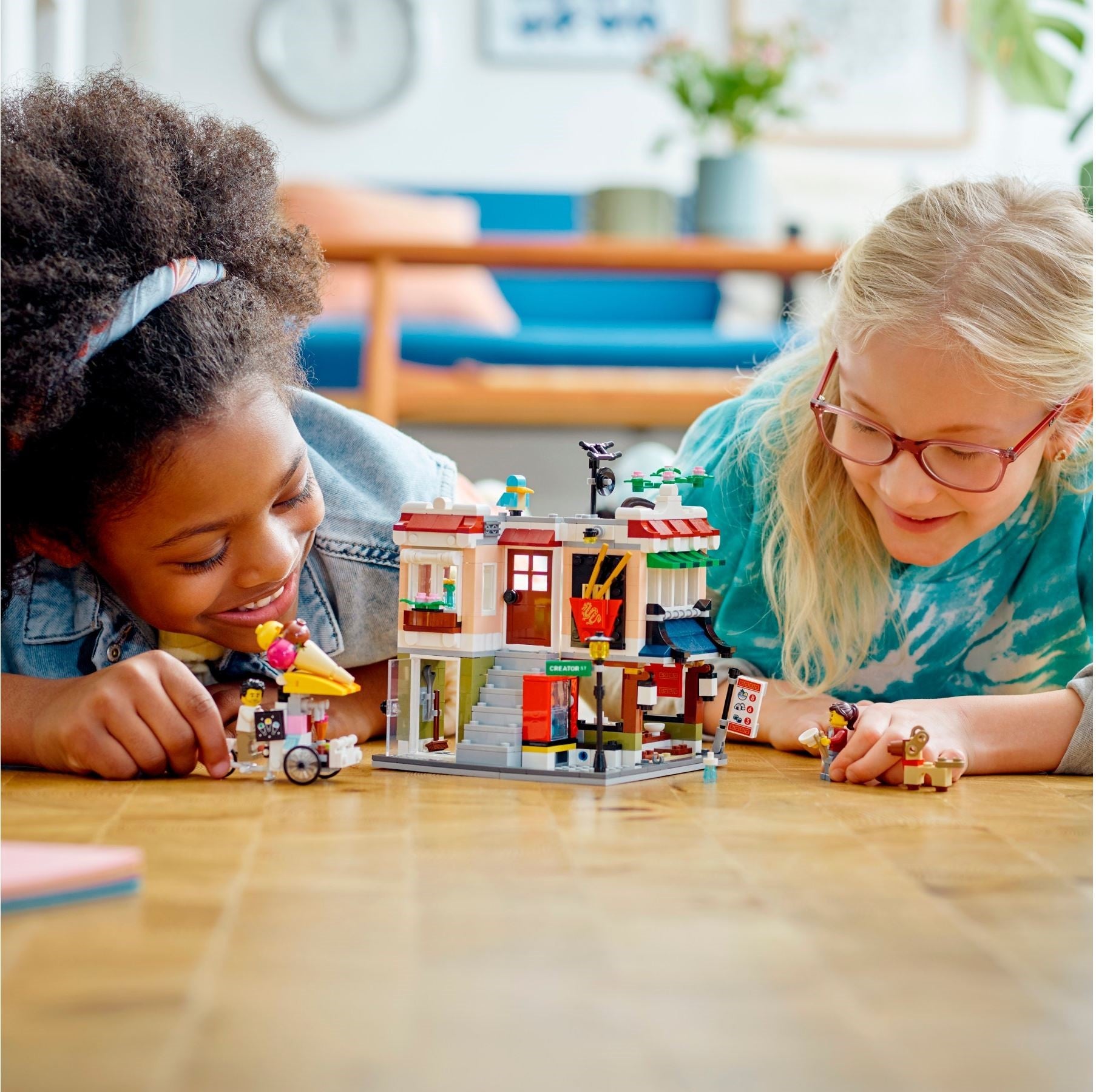 LEGO 31131 Downtown Noodle Shop