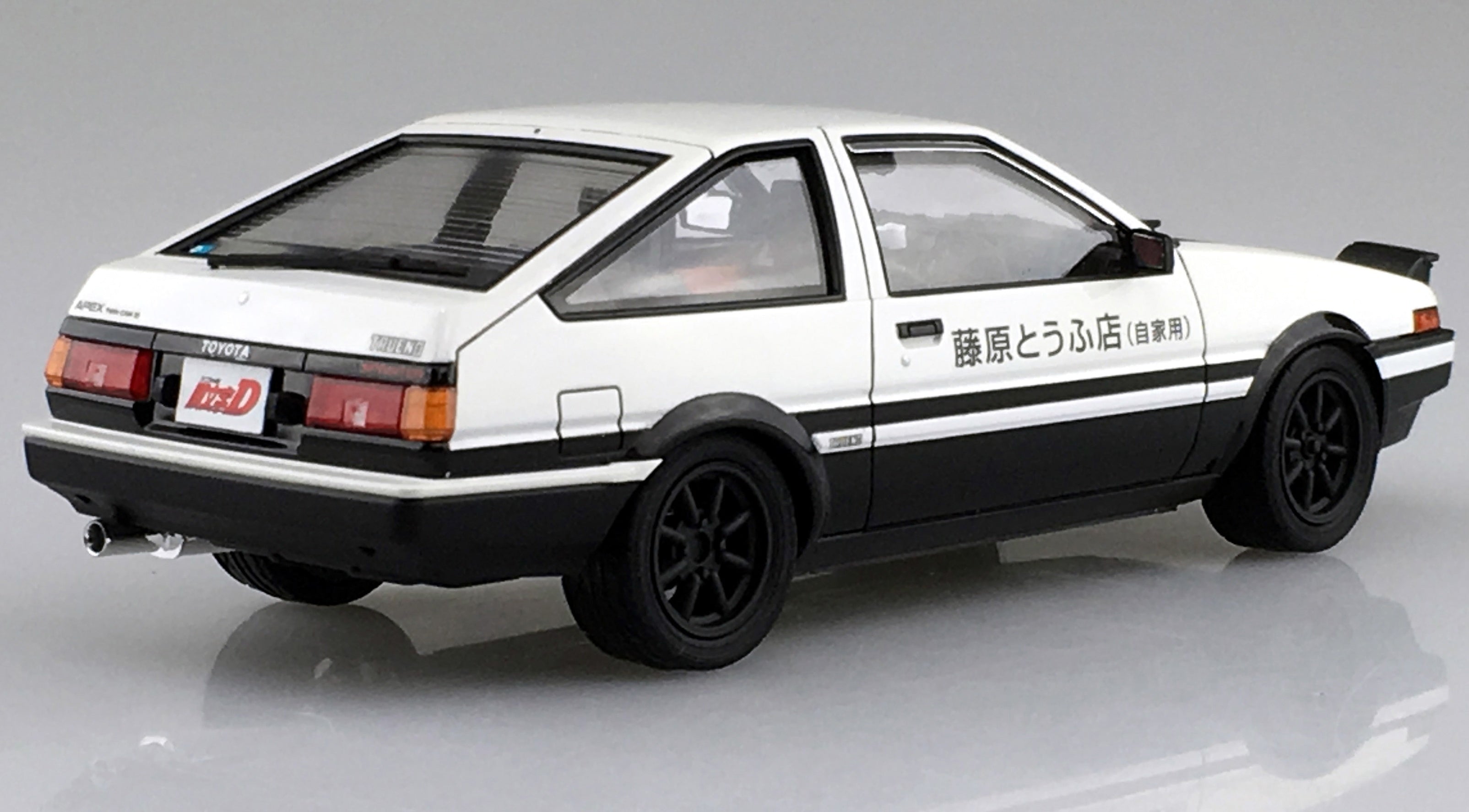 1/24 Initial D Takumi Fujiwara AE86 Trueno Project D Specification (Prepainted)