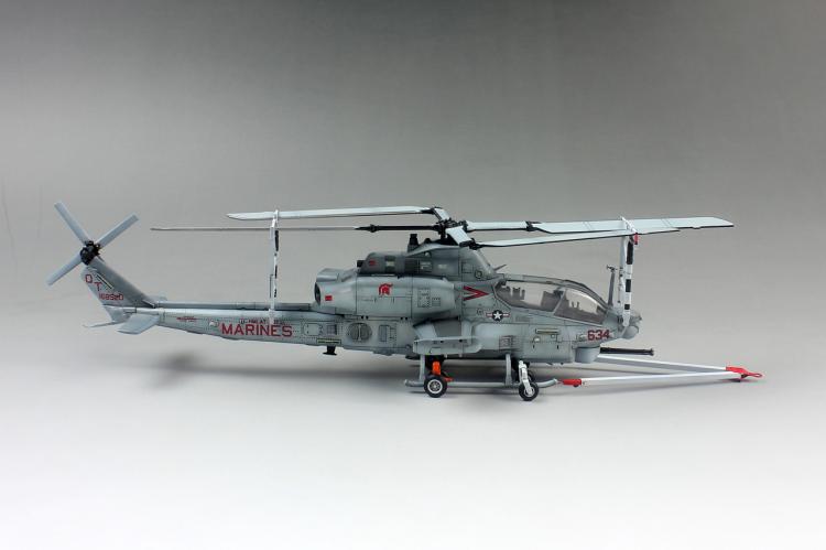 1/72 AH-1Z 'Viper' Attack Helicopter