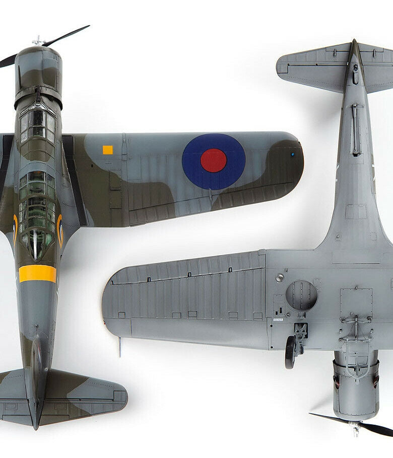 Academy 1/48 V-156-B1 'Chesapeake'