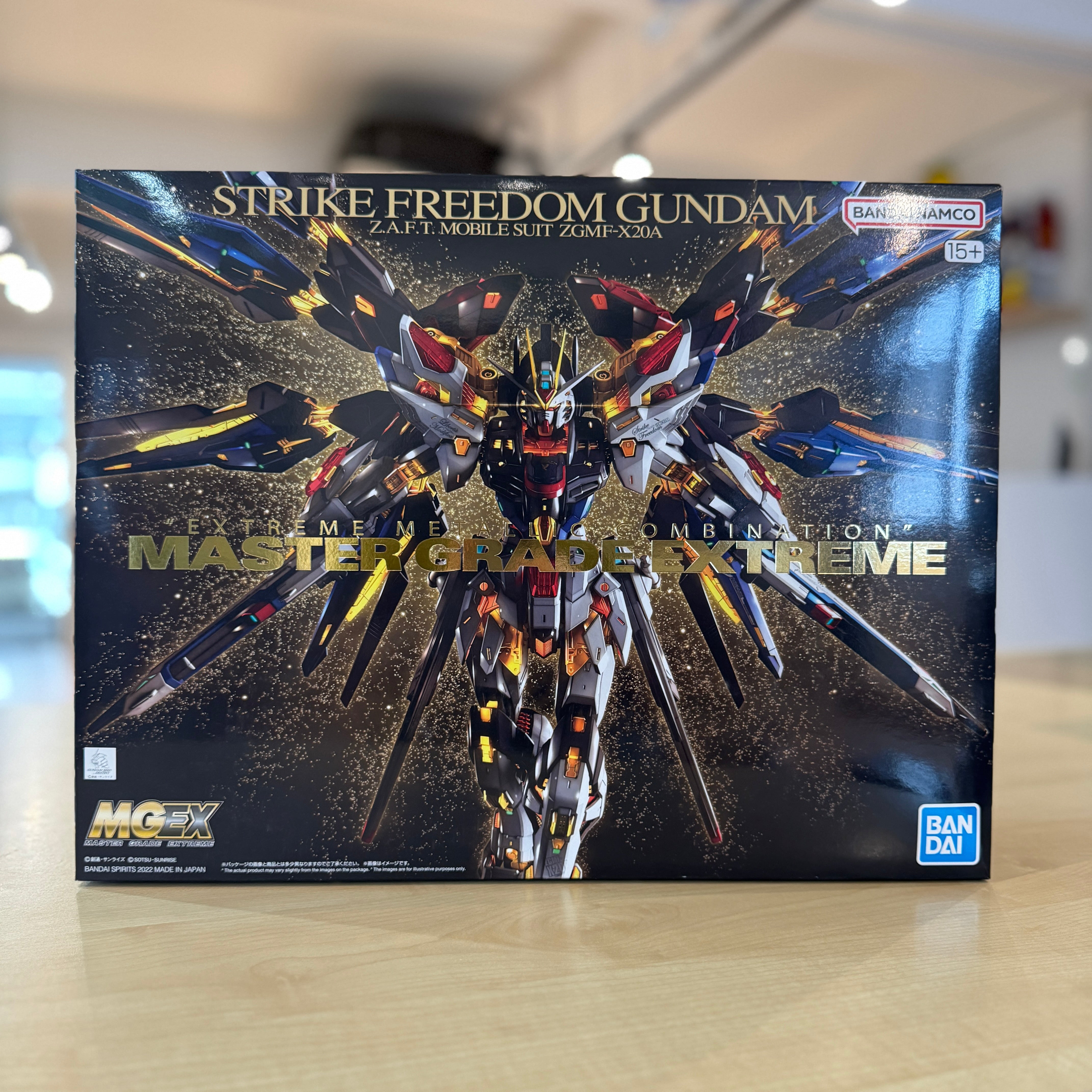 MGEX 1/100 Strike Freedom Gundam