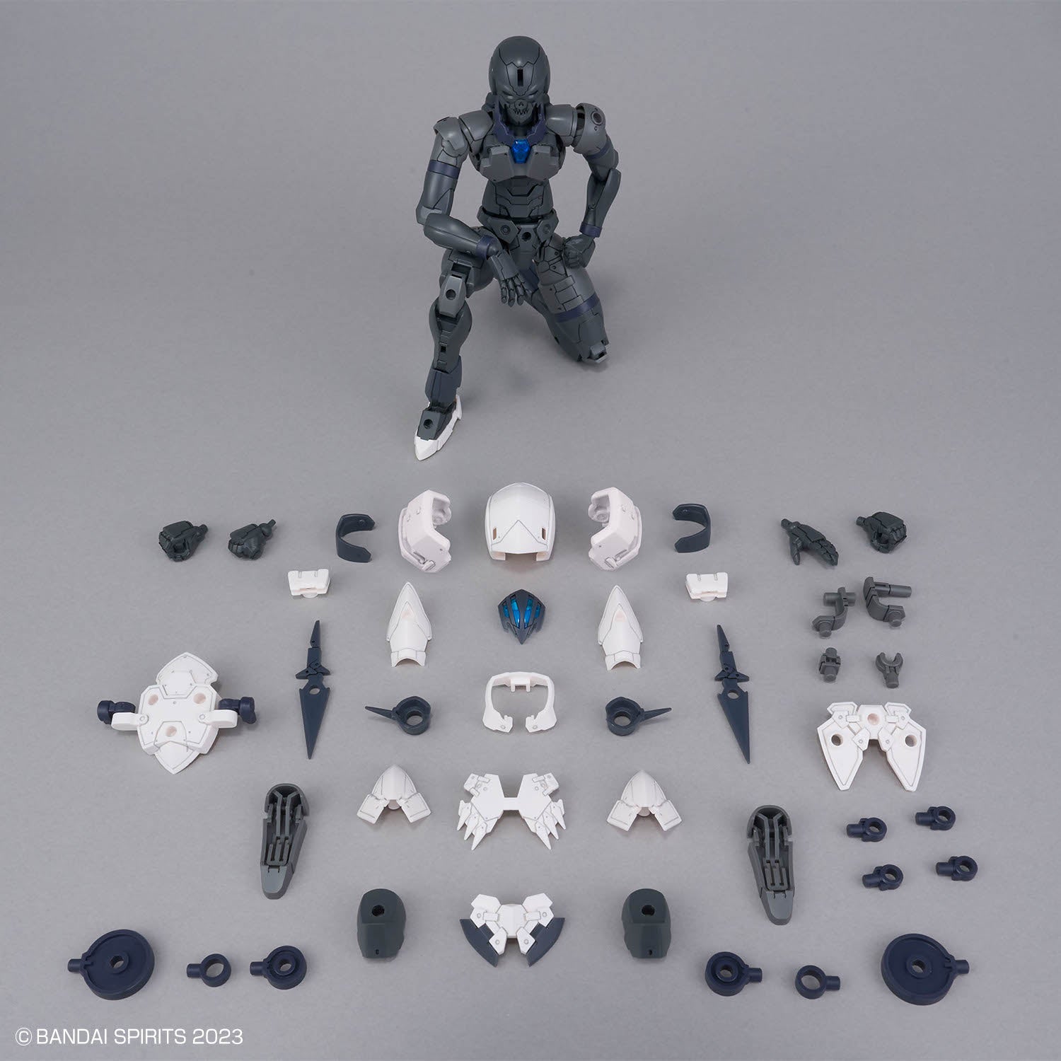 30MF Rosan Assassin with detached parts on a gray background, featuring Bandai Spirits branding.