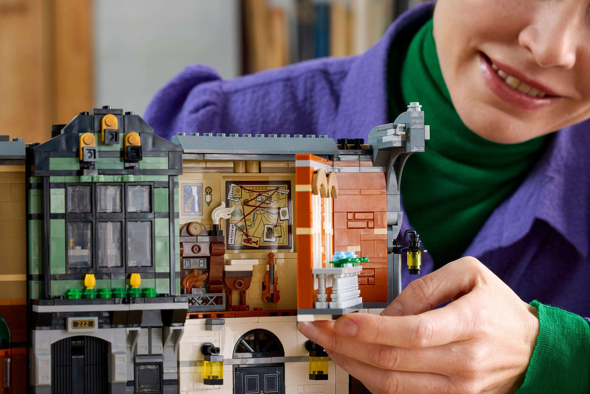 LEGO 10351 Sherlock Holmes: Book Nook