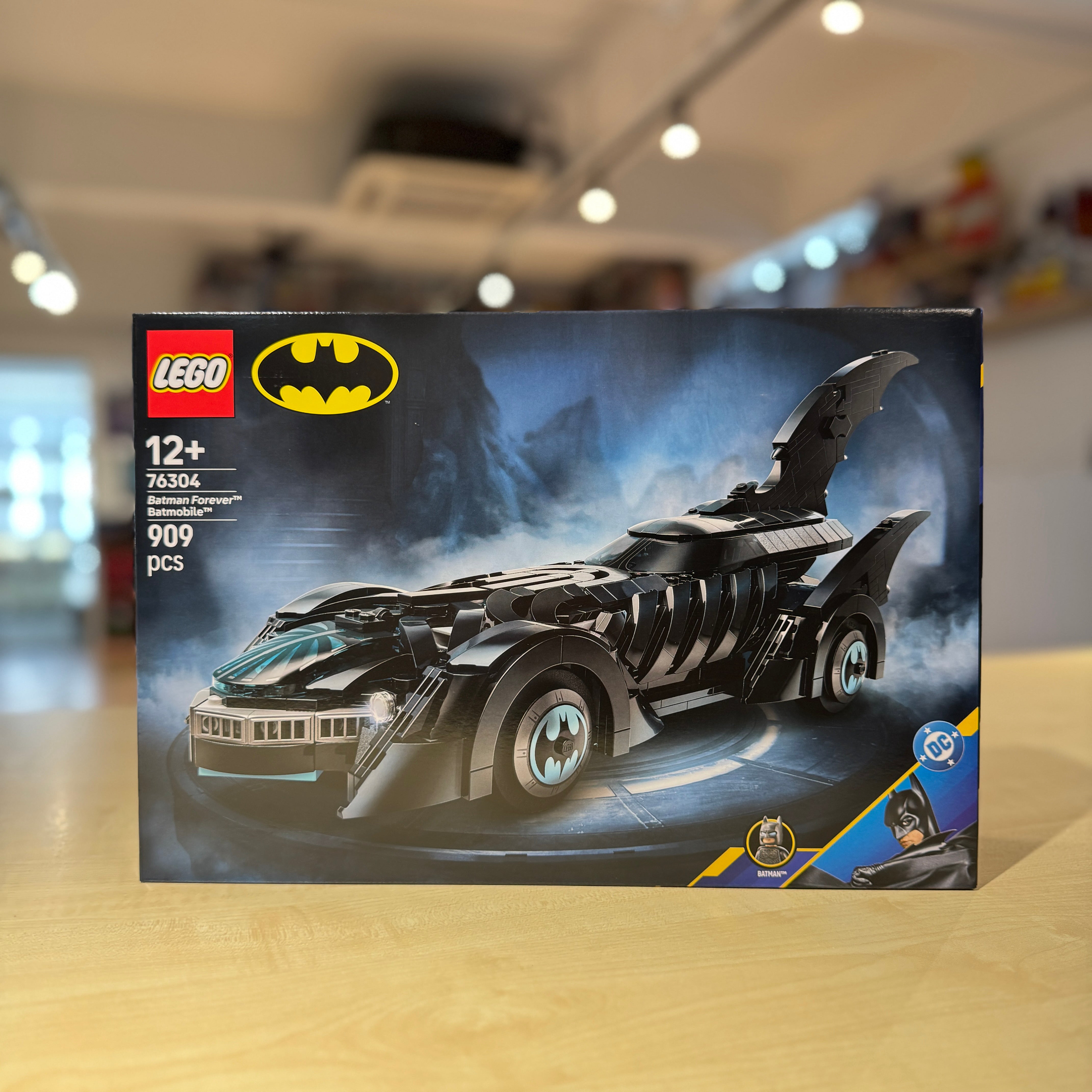 LEGO 76304 Batman Forever Batmobile