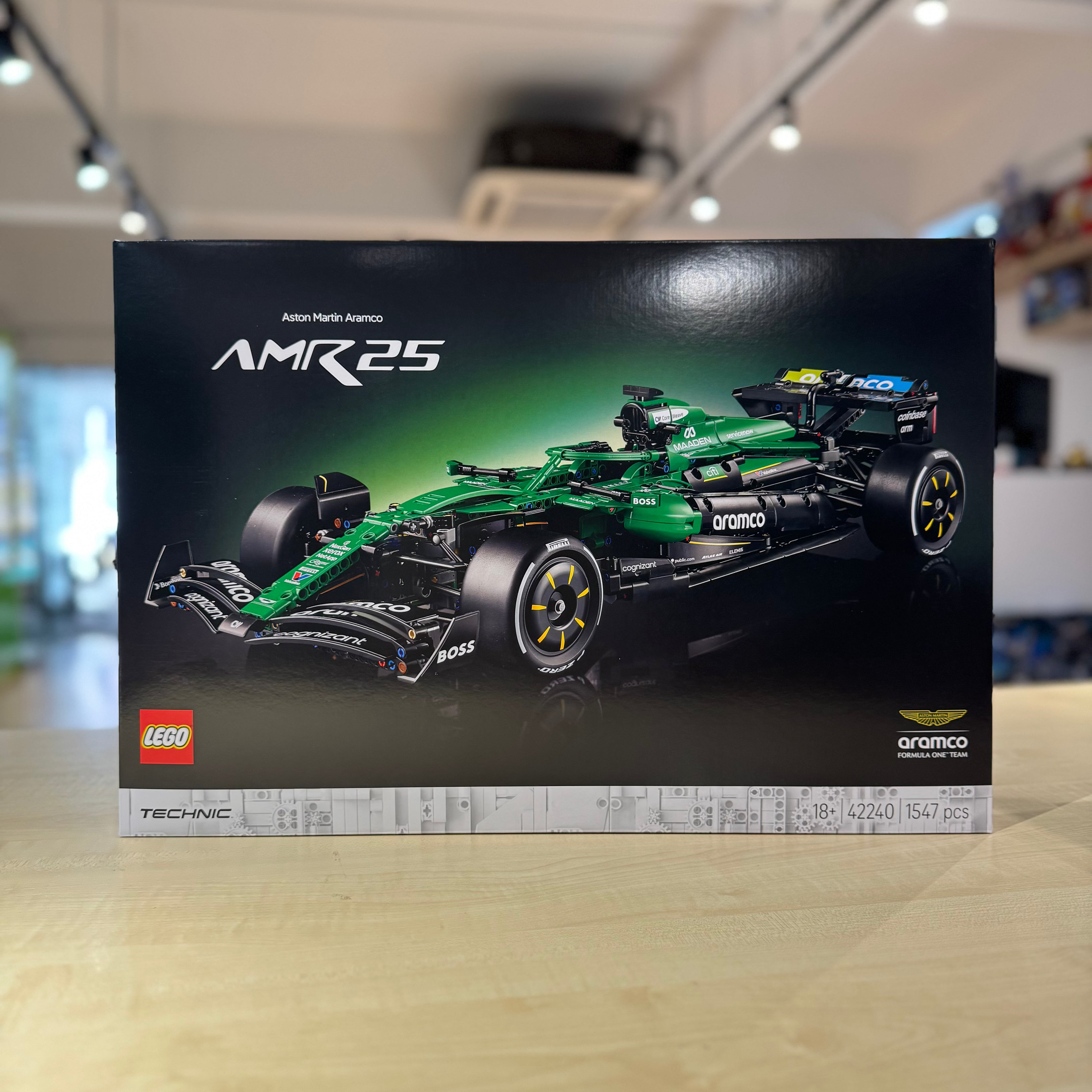 LEGO Technic 42240 Aston Martin Aramco AMR25 F1 Car