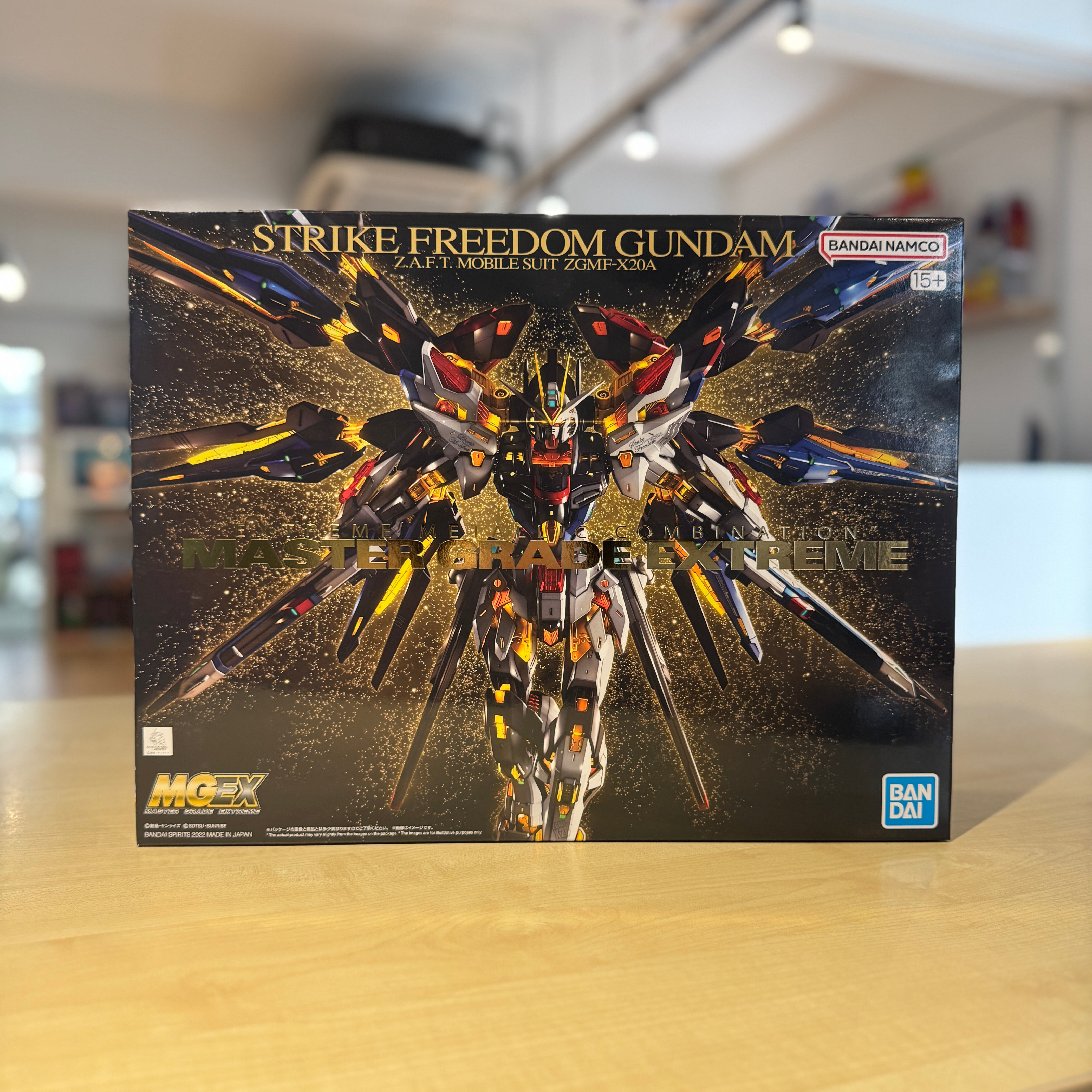 MGEX 1/100 Strike Freedom Gundam