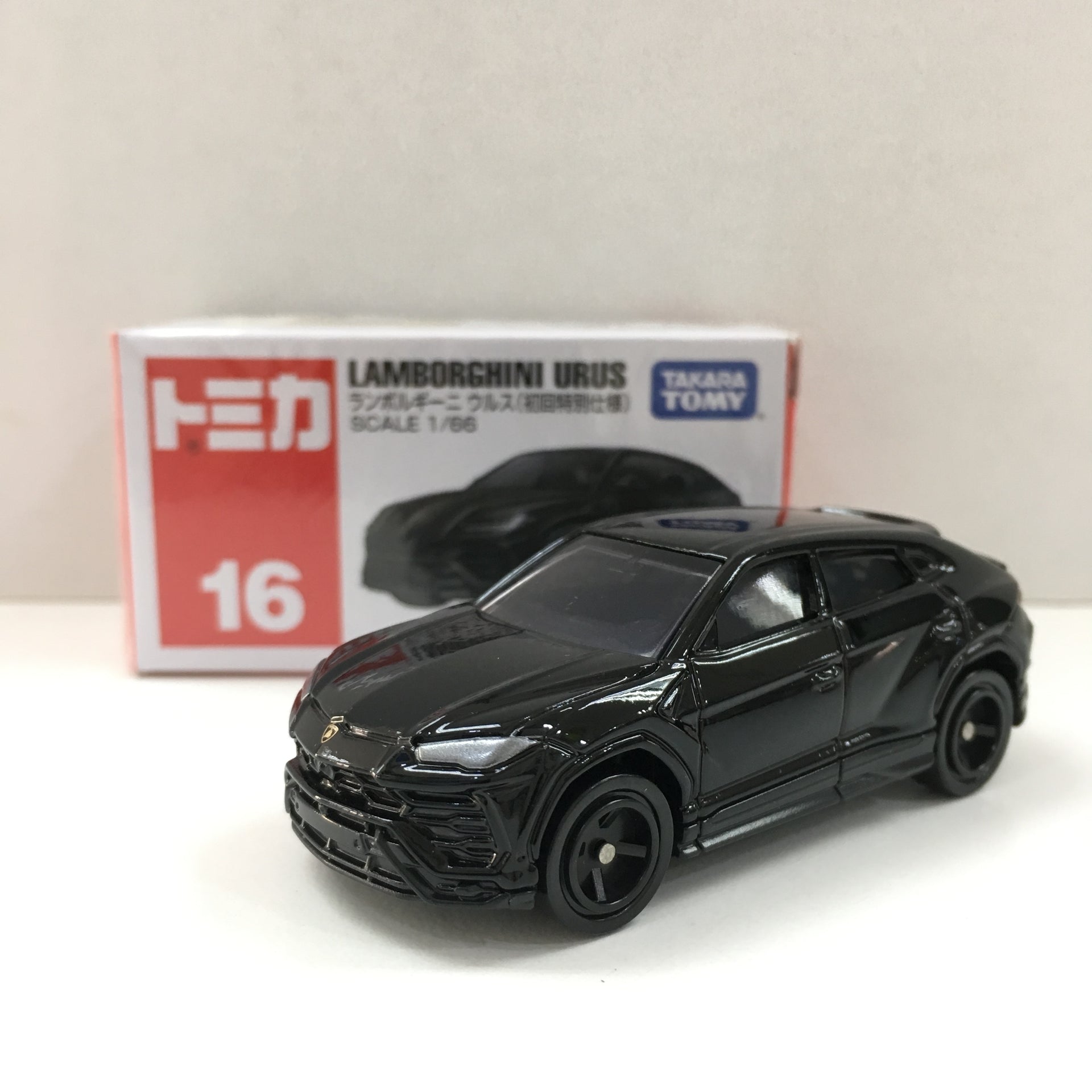 Tomica #016 Lamborghini Urus (Initial Release) – De Toyz Shop - Main Image