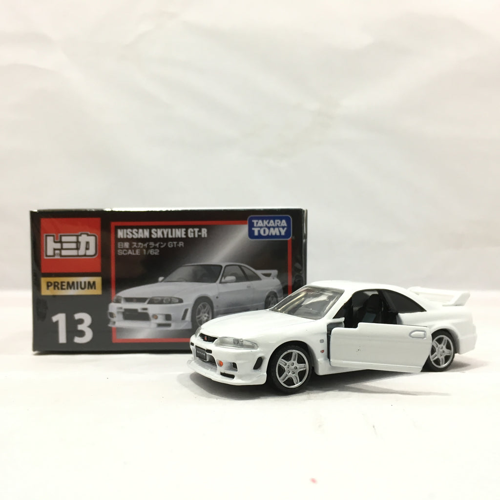 Tomica Premium 13 Nissan Skyline GT-R (R33)'17